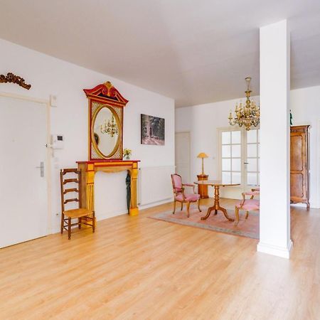 Lovely Apartment With Exceptional Terrace Bordeaux Exteriör bild