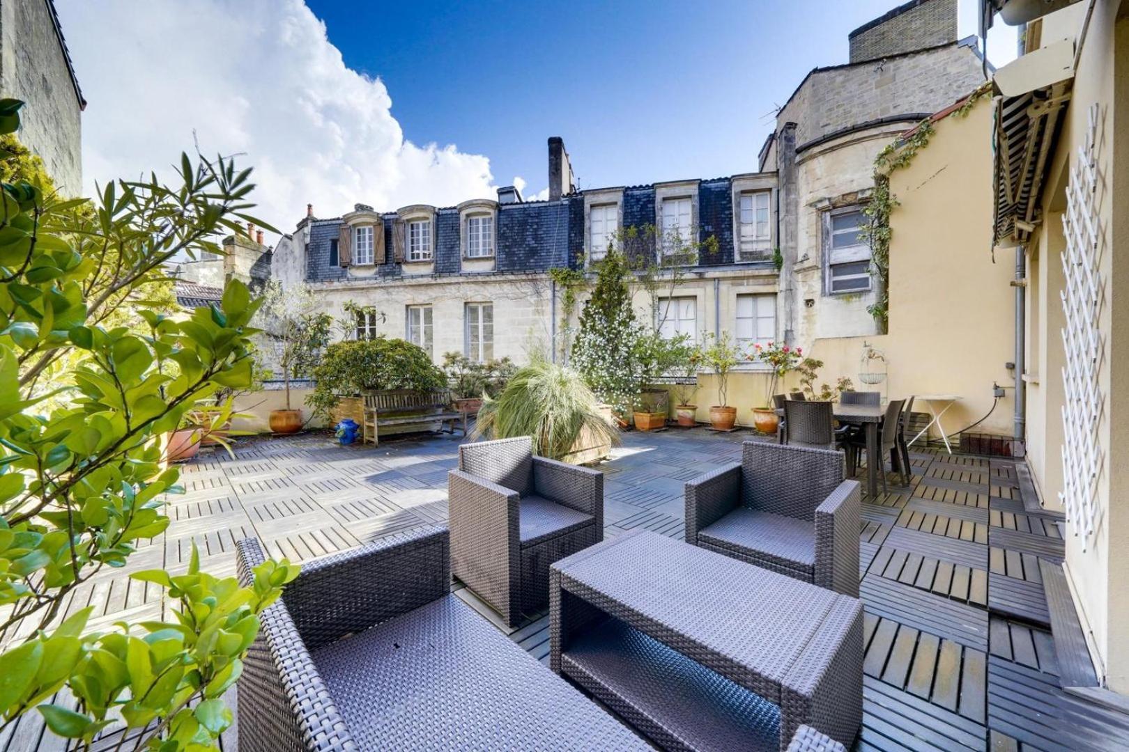 Lovely Apartment With Exceptional Terrace Bordeaux Exteriör bild
