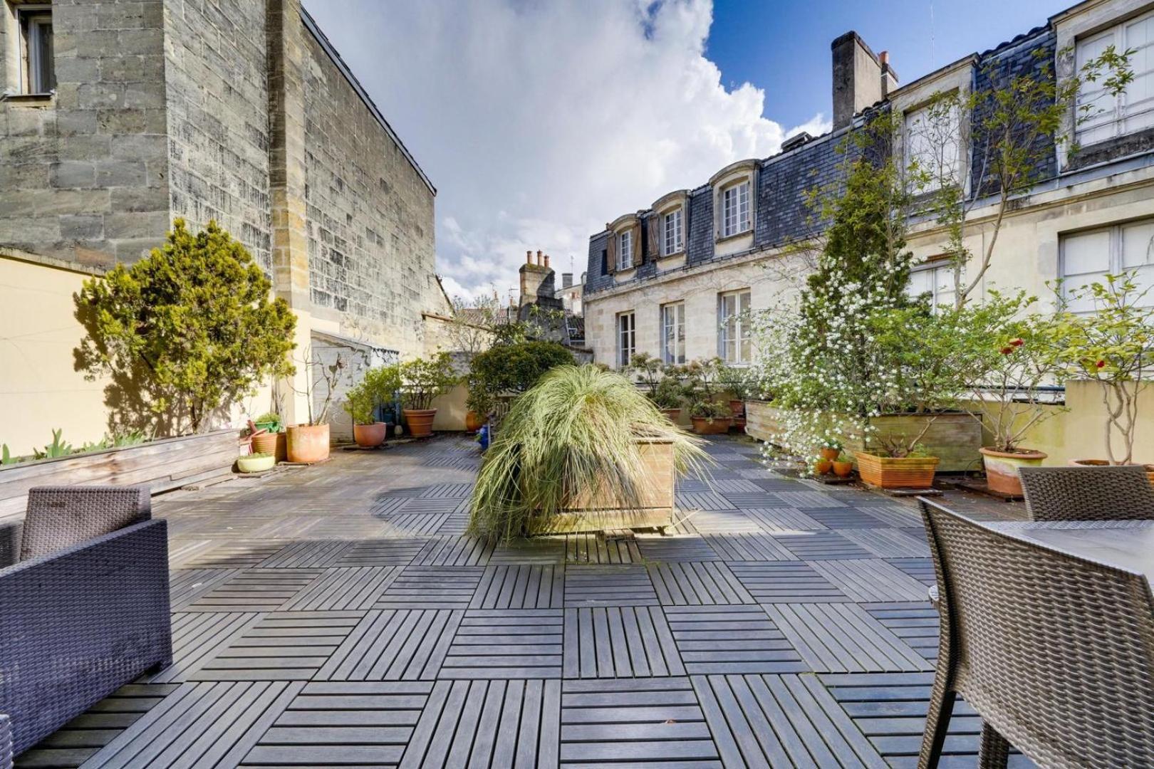 Lovely Apartment With Exceptional Terrace Bordeaux Exteriör bild